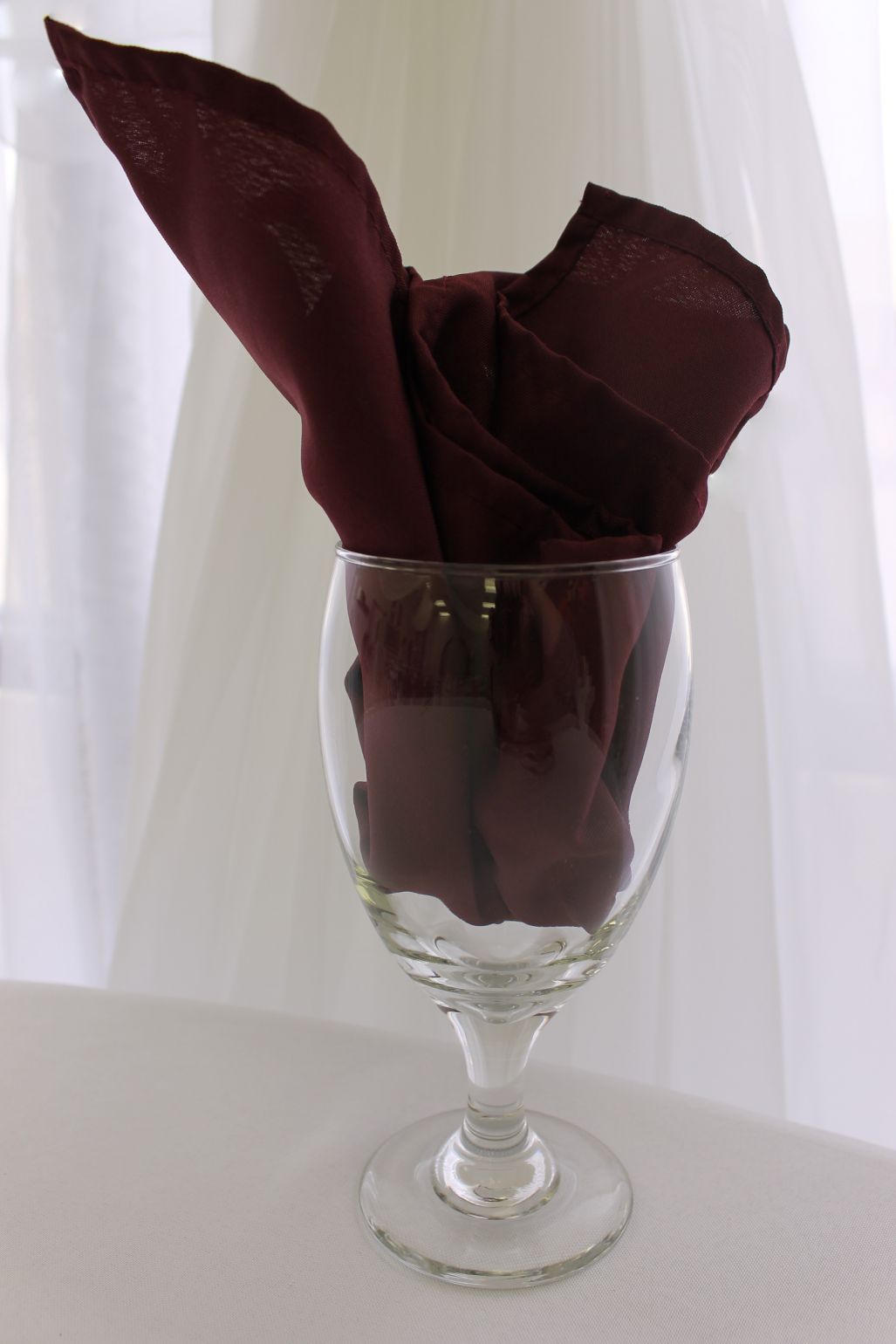 Burgundy Poly 20x20 Napkin