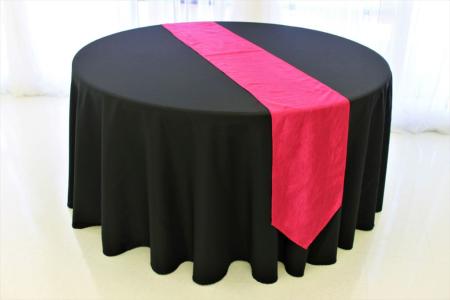 Fuschia Light Crinkle Table Runner