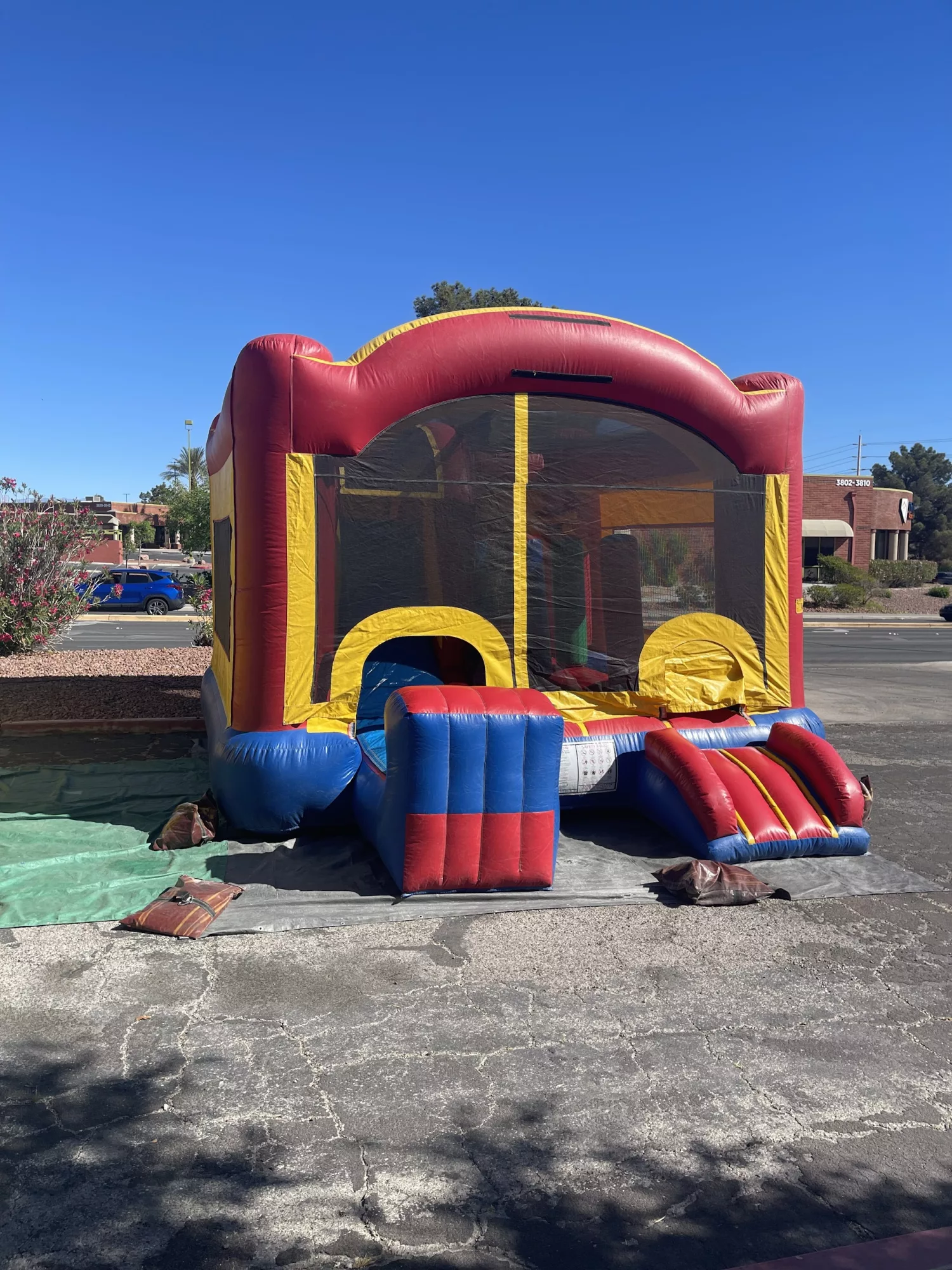 6-in-1 Bounce House