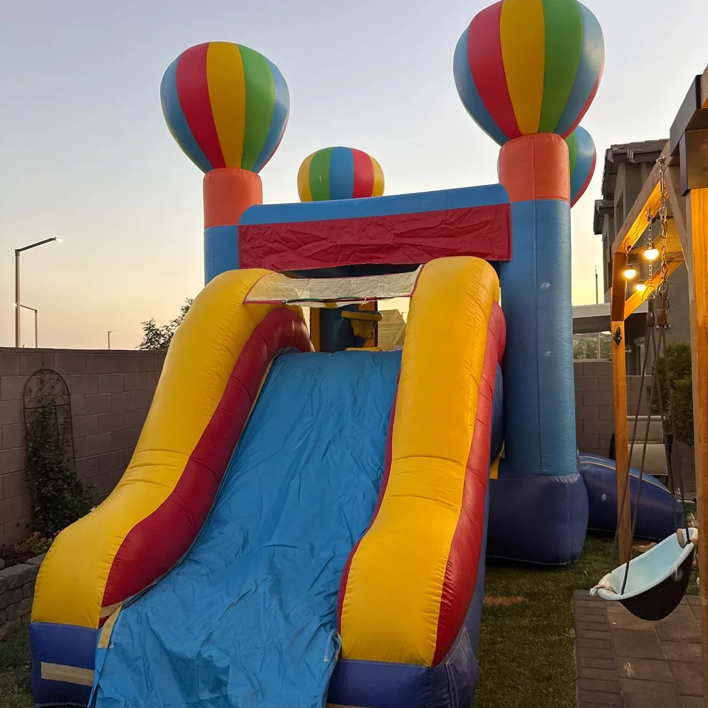 Balloon Jump-n-Slide Combo (Wet or Dry) (Wet $289)