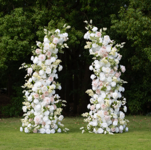 Lovable Floral Horn