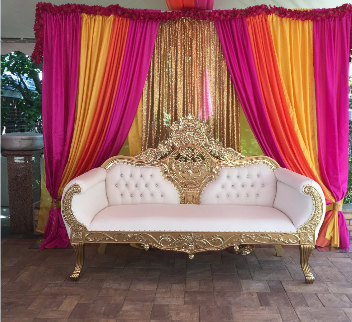 Indian Settee (White/Gold)
