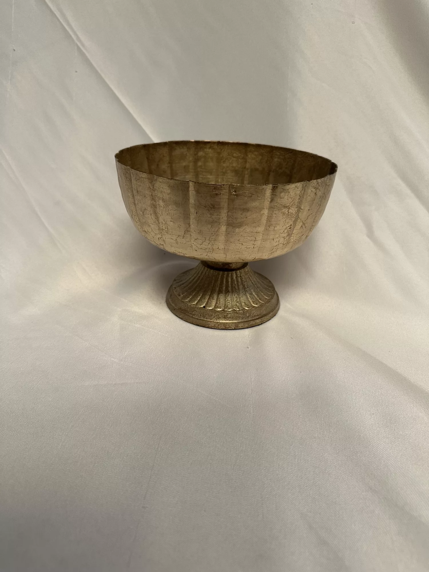Gold Pedestal Bowl Containers (no florals)